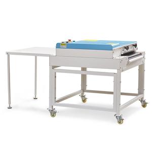 <span class=keywords><strong>Presse</strong></span> à <span class=keywords><strong>chaud</strong></span> J 600 800 pour vêtements, machine de laminage et de fusion à bas prix pour tissus auto-adhésifs à <span class=keywords><strong>chaud</strong></span> - Product Image 3