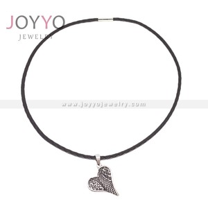 Chaîne de collier en cuir noir personnalisée plus simple avec breloque soleil en acier inoxydable breloque main Hamas breloque <span class=keywords><strong>coeur</strong></span> - Product Image 4