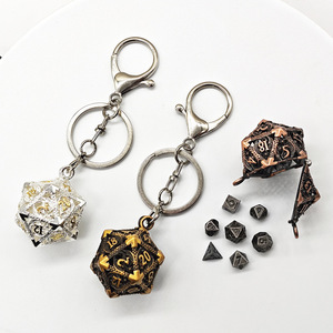 Juego de Dados <span class=keywords><strong>DND</strong></span> Mini al por Mayor, Jaula Metálica Abrible para D20, Llavero Portátil, Pequeño Juego de 7 Dados Poliédricos de Metal para Juegos de Mesa RPG - Product Image 5