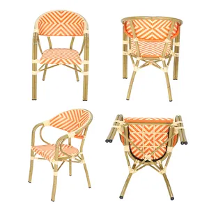 Table et chaises de bistrot français d'extérieur en rotin extérieur patio jardin table et chaises de restaurant français