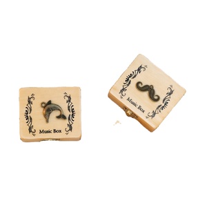 Caja de Música de Madera Hecha a Mano Sky City, Bonita Caja de Música de Madera con Manivela, Torre Boutique, Regalos de Cumpleaños, Linda Caja de Música de Animales - Product Image 4