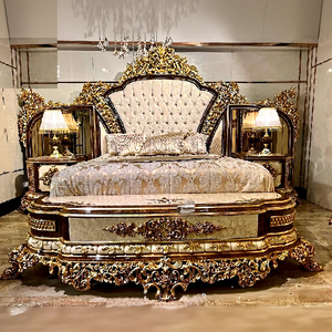 Meubles de chambre à coucher modernes de qualité supérieure en teck doré sculpté à la main, lit luxueux et tables de chevet sur mesure pour les États-Unis, taille Queen. - Product Image 1