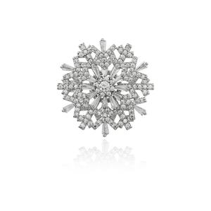 Broche Giratorio de Aleación de Zirconia con Diseño de Copo de Nieve, Ultra Hermoso, de Alta Gama, Tridimensional, para Mujer, Estilo Coreano, Elegante, para Traje o Abrigo - Product Image 5