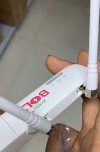 Modem Wifi 4G Cat4 LTE <span class=keywords><strong>E8372</strong></span> E8372h-153 LTE dongle USB avec port d'antenne - Product Image 2