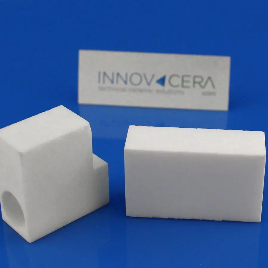 Innovacera MGC Wärme Widerstand Bearbeitbar Glas Keramik Slip Cast Keramik Isolator Blöcke Produktionen