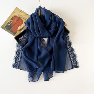 新しいスタイルのイスラム教徒のスカーフホットアラブヒジャーブ物事ソフトレースデザイン通気性と軽量スカーフショール新着<span class=keywords><strong>2025</strong></span> - Product Image 6