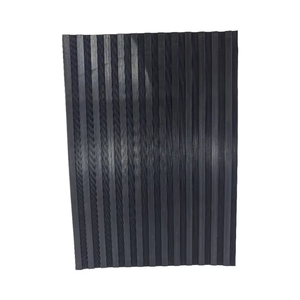 사용자 정의 3-6mm 지방 와이드 미세 골지 미끄럼 방지 안전 골판지 고무 매트 - Product Image 2