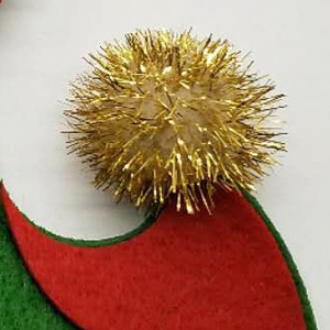 Calcetín navideño verde con pompón dorado, accesorio de disfraz de talla única para decoración navideña - Product Image 5