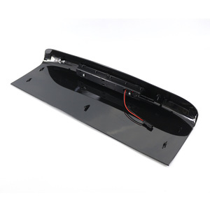Luz de freno de montaje alto L319 LED para alerón trasero Land Rover Discovery 3 4 LR029623 - Product Image 2