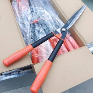 Sécateur de jardin manuel Mountain Wisteria, lame en alliage d'aluminium 45-60 cm, manche en plastique orange - Product Image 2