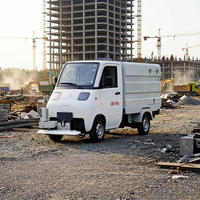 Camion de nettoyage et de balayage électrique Chengli New Energy avec commande PLC intégrée, grattoir avant, brosses latérales pour voirie complète