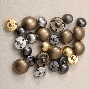 <span class=keywords><strong>Bottoni</strong></span> Dorati Lucidi per <span class=keywords><strong>Blazer</strong></span> con Logo Personalizzato, <span class=keywords><strong>Bottoni</strong></span> in Metallo di Design per Uniformi Eleganti - Product Image 4