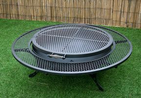 Parrilla de Hierro de Alta Calidad con Asas Antiguas y de Madera, Adecuada para Asar al Aire Libre en el Jardín o Patio, FG-46 - Product Image 2