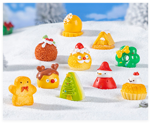 Vente en gros de sac aveugle en résine figurine de dessin animé de charme de bricolage gâteau de Noël biscuit à collectionner ornement de Noël pour le jardin - Product Image 6