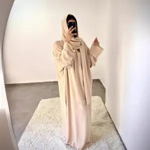 2024 नई आगमन तुर्की दुबई इस्लामिक वस्त्र गाउन हेडबैंड सोने के धागे की सिलाई मुस्लिम महिलाओं की पोशाक अबाया जेब के साथ