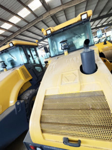 Compactador de rodillo de tambor único oficial de <span class=keywords><strong>segunda</strong></span> <span class=keywords><strong>mano</strong></span> XCMG XS83, compactador pequeño de 8 toneladas, precio de rodillo de carretera vibratorio - Product Image 4