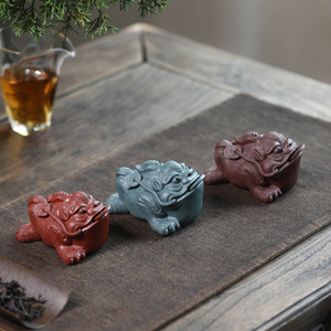 Yixing Purple Clay Tea <b>Pet</b> Three Legged Toad Handmade Ceramic Tea Accessory For Kung Fu Tea Set Gift - Product Image 1