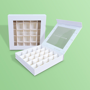 Boîte cadeau en carton en forme <span class=keywords><strong>de</strong></span> livre personnalisée Sencai, emballage en chocolat blanc, boîte en papier magnétique avec fenêtre en PVC pour la Saint-Valentin - Product Image 5