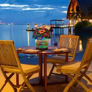 Lampe de nuit en résine LED Lampe de table Champignon magique Intérieur Chargement USB Creative Colorful Luminescent Cadeaux fantaisie - Product Image 5