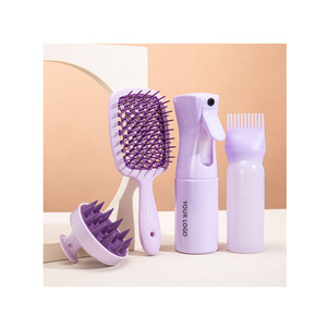 Set di 4 Spazzole Districanti Viola per Capelli con Nebulizzatore e Spazzola Lisciante in Silicone per Massaggio del Cuoio Capelluto - Product Image 1