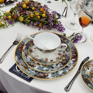 Wholesale Luxury Dubai Bone China Dinnerware <b>Set</b> Porcelain Dinner <b>Set</b> with <b>Cup</b> Kit for Dinner - Product Image 2