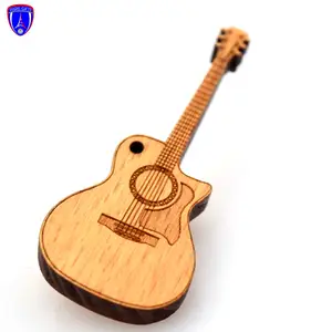 Gantungan Kunci gitar kayu Mini dapat diatur gantungan kunci pesona Logo dengan liontin kayu dekorasi Gantungan Kunci Diy ulang tahun Souven