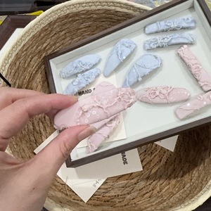 กิ๊บติดผมผ้าปักเลื่อมสไตล์<span class=keywords><strong>เกาหลี</strong></span> สีชมพูและสีฟ้า - Product Image 3