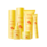 BIOAQUA Curcuma Vitamine C Antioxydant Raffermissant – Kit de Soins Hydratant et Éclaircissant 6 Pièces pour Peaux Sèches – Soin Quotidien Formule Douce