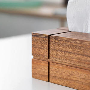 Portatovaglioli e Porta Fazzoletti in Legno di Noce Fatti a Mano all'Ingrosso, Stampati Personalizzati per Casa o Ufficio, Confezionati in Cartone - Product Image 5