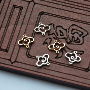 Colgante de nube auspiciosa de 8x12mm, accesorios de joyería chapados en cobre para bricolaje, estilo antiguo, tono dorado y plateado - Product Image 1