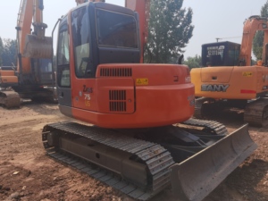 Hitachi ZX75US Hydraulic Excavator Original Factory Paint Short Tail <b>Small</b> Construction Machinery - Product Image 2