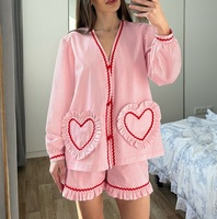 Gladde op maat gemaakte logo OEM ODM dames Valentijns pyjamaset lange mouwen shorts ademende lente zomer slaapkledij fabrikant