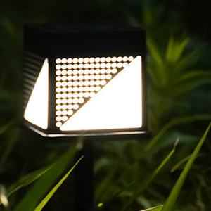 Lampes solaires pour poteaux de clôture, étanches, alimentées par énergie solaire, pour poteaux en bois/vinyle de 4x4 pouces - Product Image 3