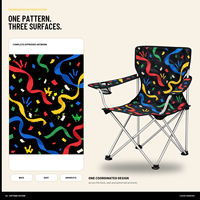 Chaise de camping en gros pour événements sportifs avec porte-gobelet latéral et logo et motif personnalisés pour l'encouragement lors de tournois en plein air