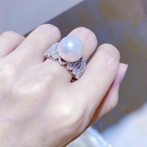 Bague en or K de haute qualité, perle naturelle, édition en argent pur, 12-13 mm, ronde, forte brillance, presque parfaite, légère - Product Image 1