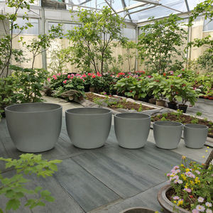 Maceta Redonda <span class=keywords><strong>de</strong></span> Fibra <span class=keywords><strong>de</strong></span> Vidrio <span class=keywords><strong>de</strong></span> Estilo Simple, Maceta <span class=keywords><strong>de</strong></span> Alta Calidad para Interiores/Exteriores <span class=keywords><strong>con</strong></span> Orificios Decorativos para Jardín/Decoración <span class=keywords><strong>de</strong></span> Escritorio - Product Image 3