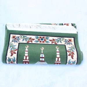 Alfombra de oración islámica tradicional de polipropileno tejida a máquina, antideslizante, con un innovador diseño de mezquita, marca YASEEN - Product Image 1