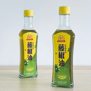 زيت الفلفل الأخضر من Haoji وزيت التوابل الحار الأكثر مبيعًا زيت التوابل الحار لطهي عبوة جديدة - Product Image 1