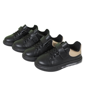 รองเท้าผ้าใบสีดำสำหรับเด็ก พื้นนุ่ม รองเท้าลำลองสำหรับเด็กผู้ชาย รองเท้าวิ่งลำลองสำหรับเด็ก - Product Image 1