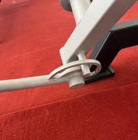Machine à muscler la poitrine à charge libre (Plate-Loaded Chest Fly Machine) Machine à muscler la poitrine à charge libre (Plate-Loaded Chest Fly & Press) Machine à muscler la poitrine inclinée (Incline Chest Fly Machine)