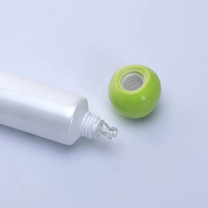 Nouvel arrivage : Emballage cosmétique personnalisé en tube plastique blanc vide, unique et de petite taille, pour crème et sérum de soin de la peau - Product Image 1