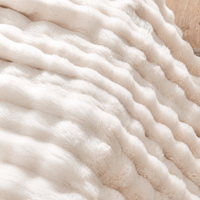 Couverture en fausse fourrure de lapin, anti-boulochage, antistatique, pour l'intérieur, en tissu lourd, pour l'hiver, fabriquée en Chine