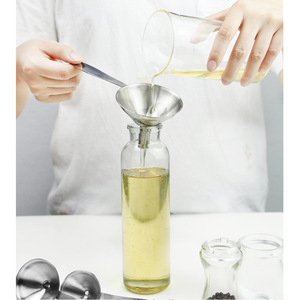 Embudo de aceite de acero inoxidable de gran diámetro para uso en cocina, colador de vino y decantador - Product Image 2