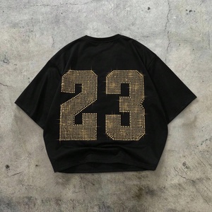 Camiseta Oversize Personalizada con Logo para Hombre, Estilo Urbano, Diseño Gráfico con Pedrería, Camiseta Corta con Hombros Caídos y Corte Cuadrado para Hombre - Product Image 2