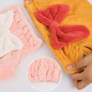 Serviettes de séchage des <span class=keywords><strong>cheveux</strong></span> en velours corail Turban super absorbant Capuchon de serviette de <span class=keywords><strong>cheveux</strong></span> à séchage rapide avec bonnet de douche à nœud papillon - Product Image 3