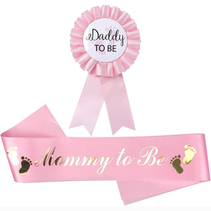Ensemble de sash et de badge pour fête prénatale de type tissu rose et bleu, maman et papa, future maman, futur papa, accessoires de fête - Product Image 4