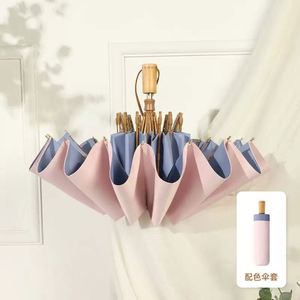 Sombrilla Plegable de Tres Secciones con Mango de Madera y Revestimiento de Color Sólido, con Marco Dorado y Grabado a Mano, para Adultos y Viajes - Product Image 4