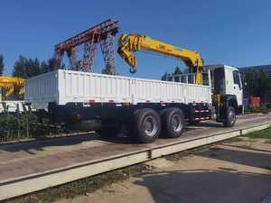 Camion cargo avec grue <span class=keywords><strong>Sinotruk</strong></span> HOWO 4x2 6x4 <span class=keywords><strong>8x4</strong></span> 10 tonnes 50 tonnes - Product Image 4