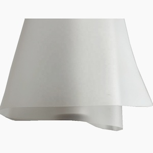 الطبية الصف نفخ البولي يوريثين ورقة 300UM 0.3 مللي متر شفافة مات قماش من البولي يوريثين الحراري لصناعة المآزر - Product Image 4