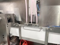Snap-open vloeibare wasmiddel verpakkingsmachine PLC HMI druppelvrije, schuimvrije vul- en verzegellijn voor wasmiddelzakjes